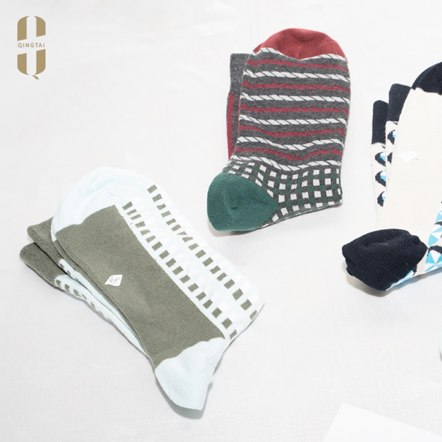 Men fashion business crew socks