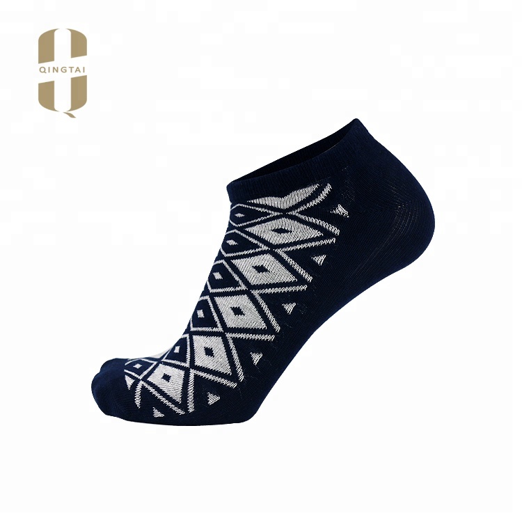 Wholesale China socks factory manufacturers ankle merino men socks