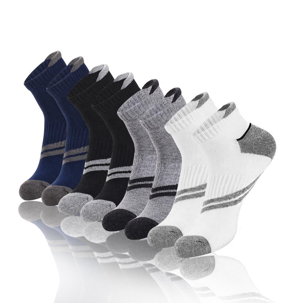 OEM Wholesale custom logo sport football athletic basketball socks