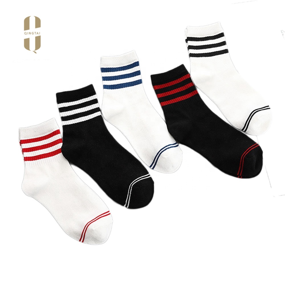 Wholesale autumn winter new korean hip hop cheap cotton striped socks