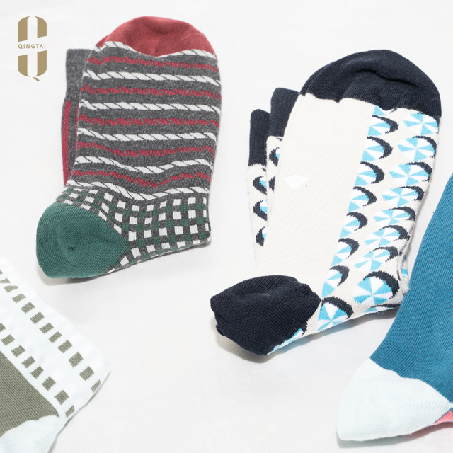 Men fashion business crew socks