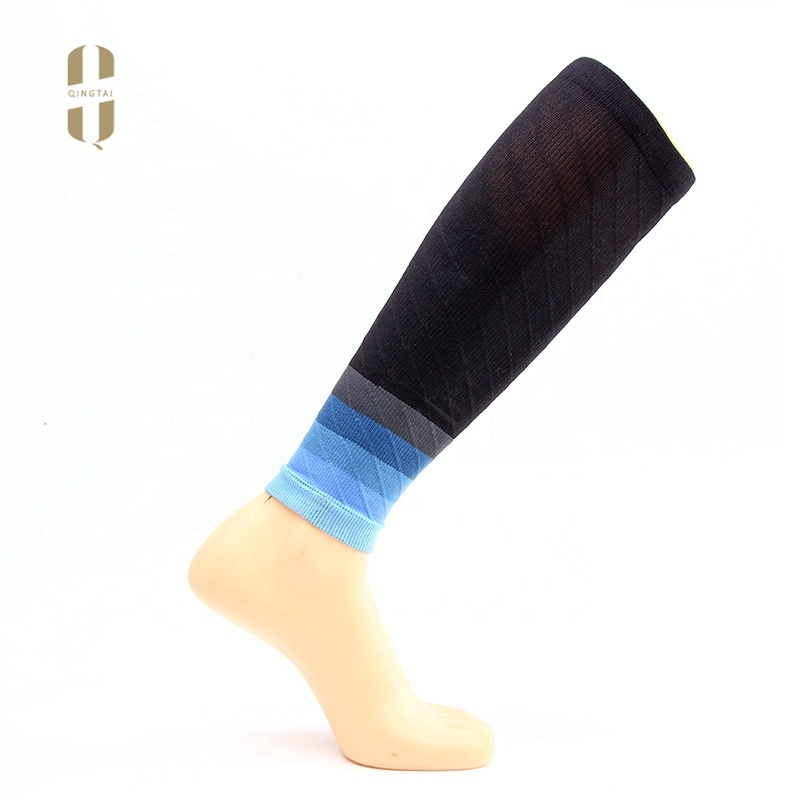 Hot sale protect calf sporty graduated compression men running socks