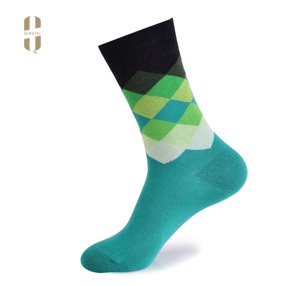 Custom oem fashion pattern cotton colorful happy funny man socks