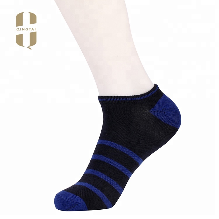 Popular Hot sale performance comfort adult ankle tube length men socks