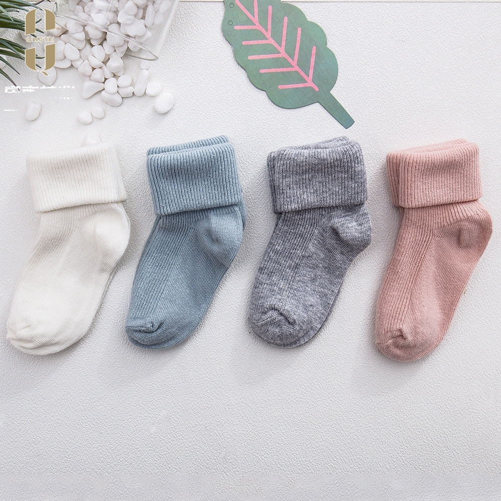 Wholesale soft warm anit slip winter thick baby kids terry socks