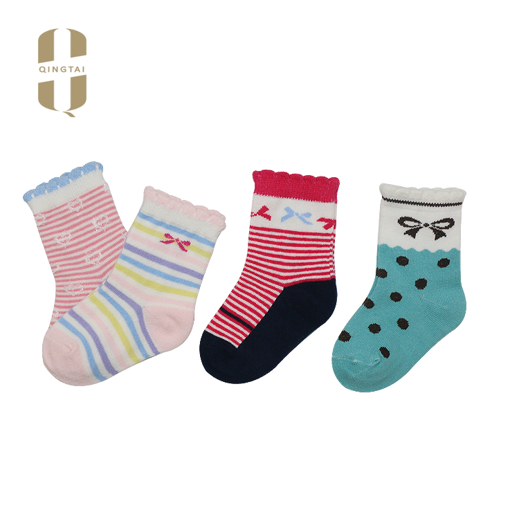 Wholesale 100% cotton colorful young teen girl tube socks with logo