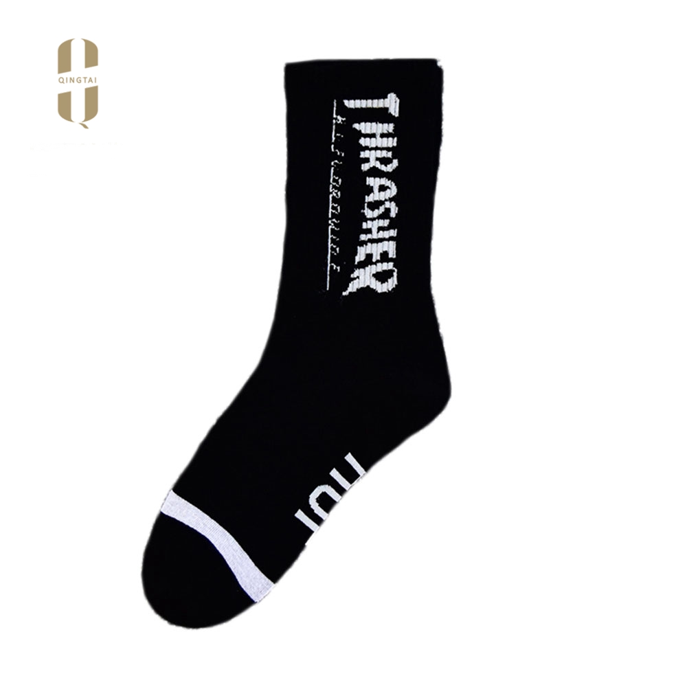 Wholesale custom crew style smile high quality men thick cotton socks