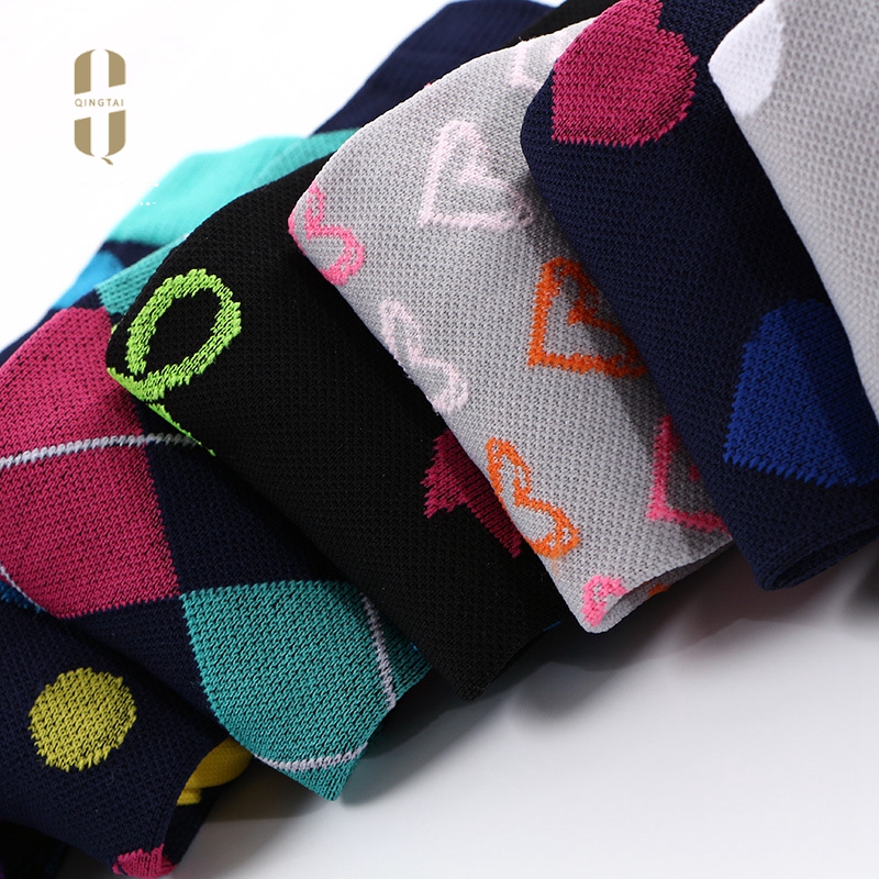 Wholesale anti slip compression american man football sports socks
