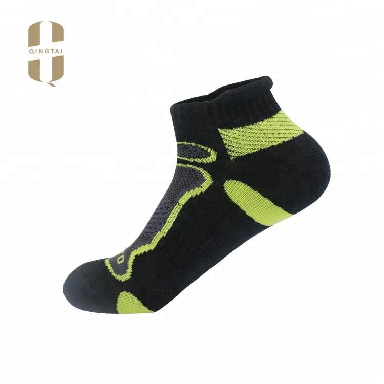 Custom high quality breathable cotton white ankle cycling sport socks