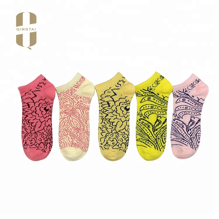 Bulk custom girls fashionable cute funny cotton ankle socks