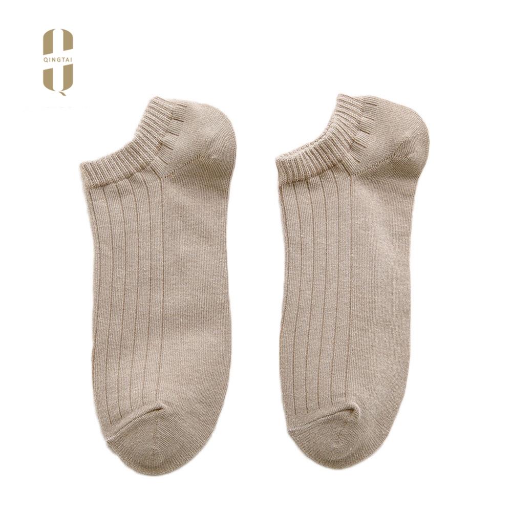 Wholesale custom comfortable vivid color men korean dress socks