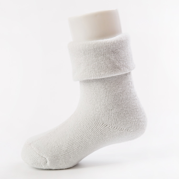 Custom sport knitted plain white colorful boys long baby socks