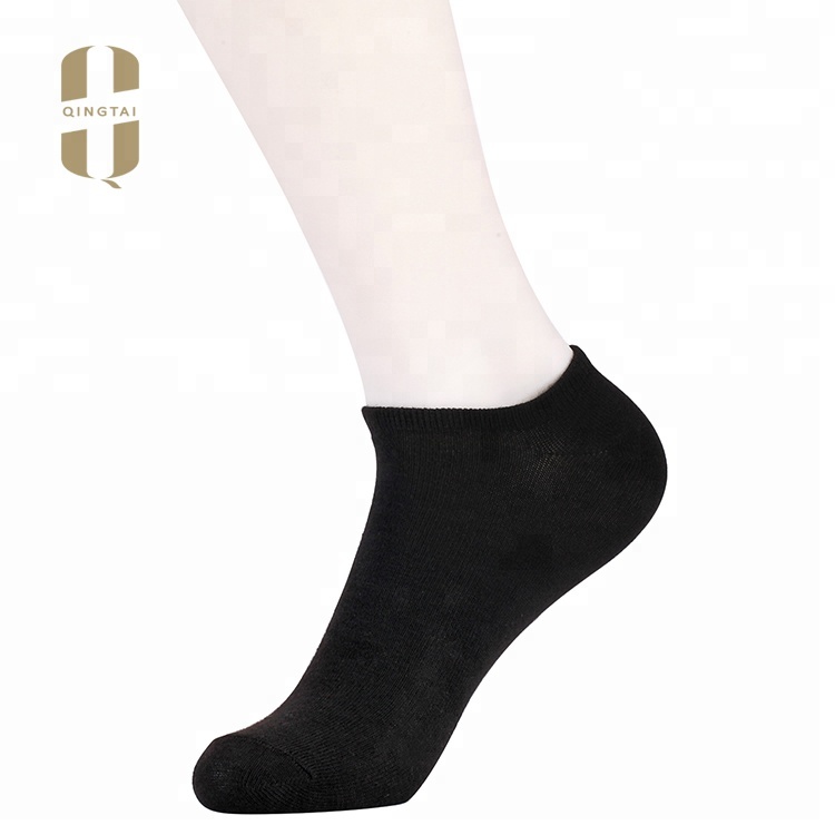 Wholesale cheap dry fit no show mens low ankle sport socks