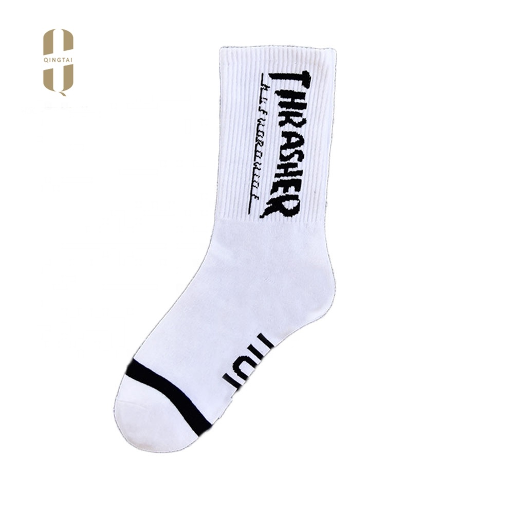 Wholesale factory long fashion street men's white cotton socks