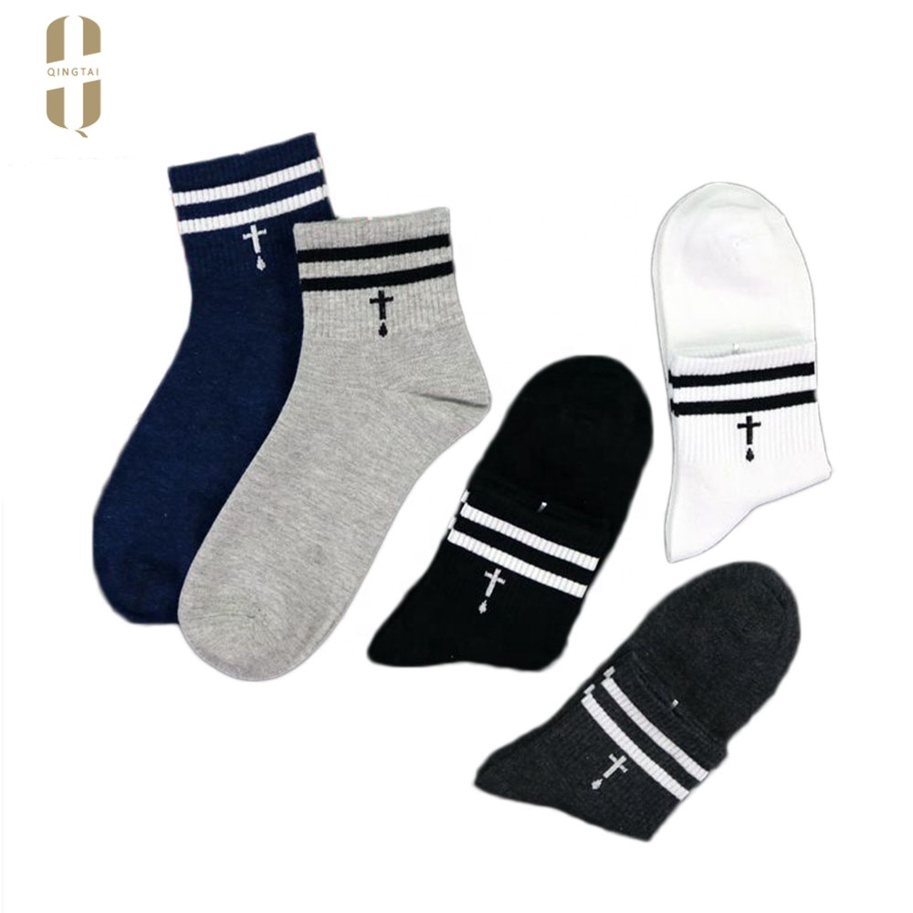 Custom christian pattern cotton crew dress sporty basketball socks