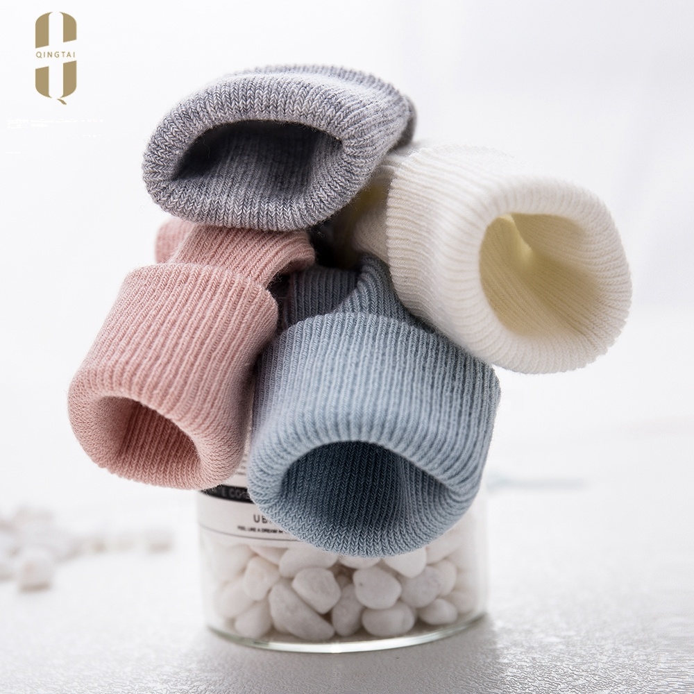 Wholesale soft warm anit slip winter thick baby kids terry socks
