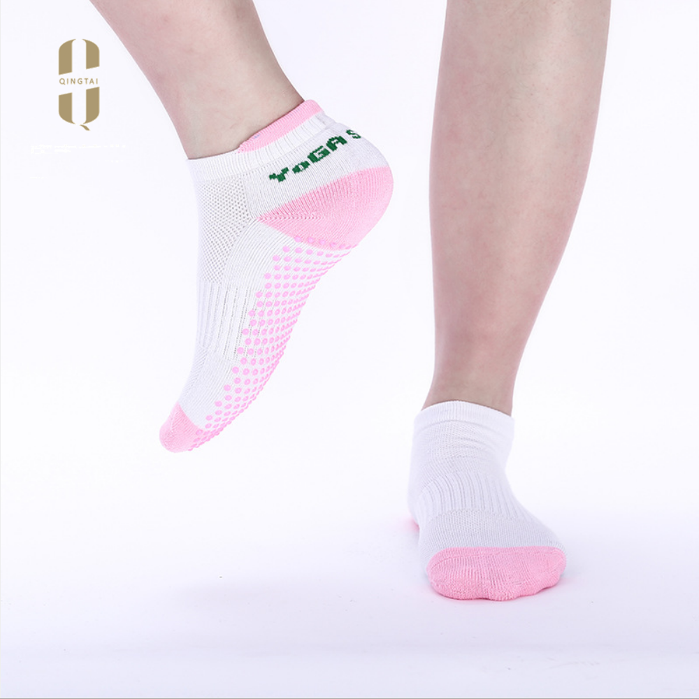 custom colorful cotton sport socks yoga women socks