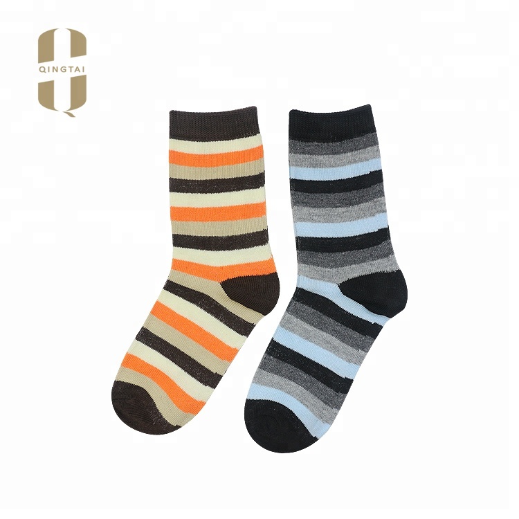Wholesale OEM service colorful cotton kids boys school child socks