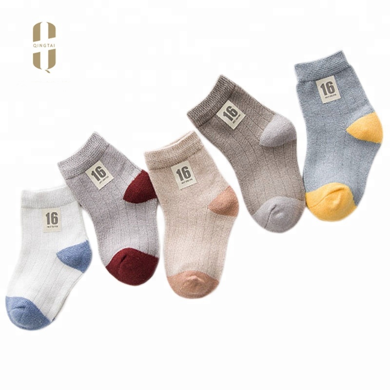 Wholesale breathable comfortable all cotton digital kid tube socks