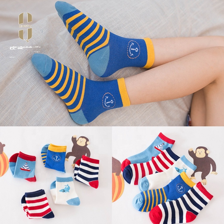 China manufacturer soft touch mid-calf length all cotton baby kid sock