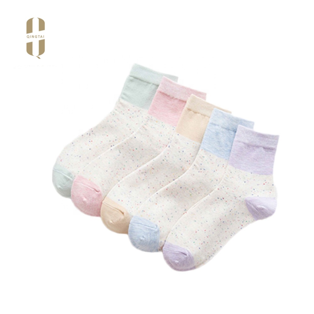 Wholesale custom cotton over ankle dot star pattern tube women sock