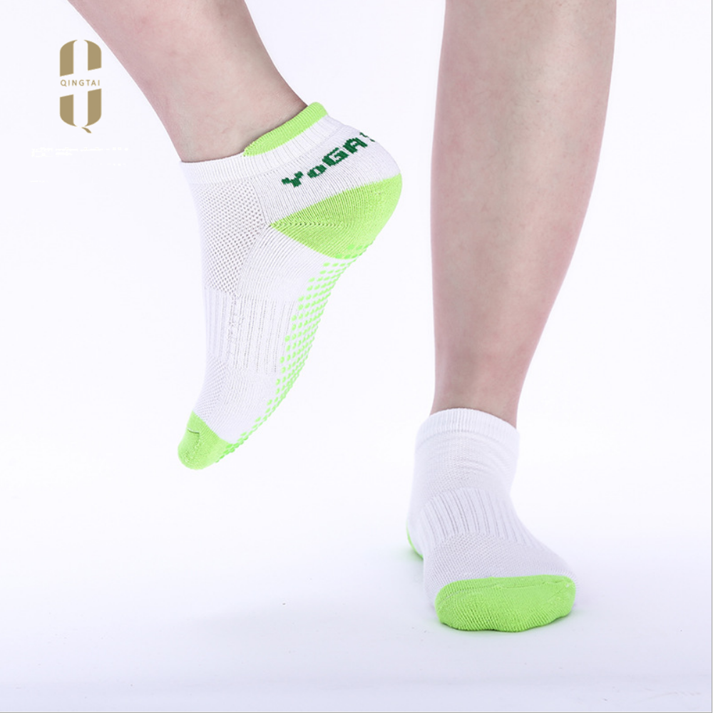 custom colorful cotton sport socks yoga women socks