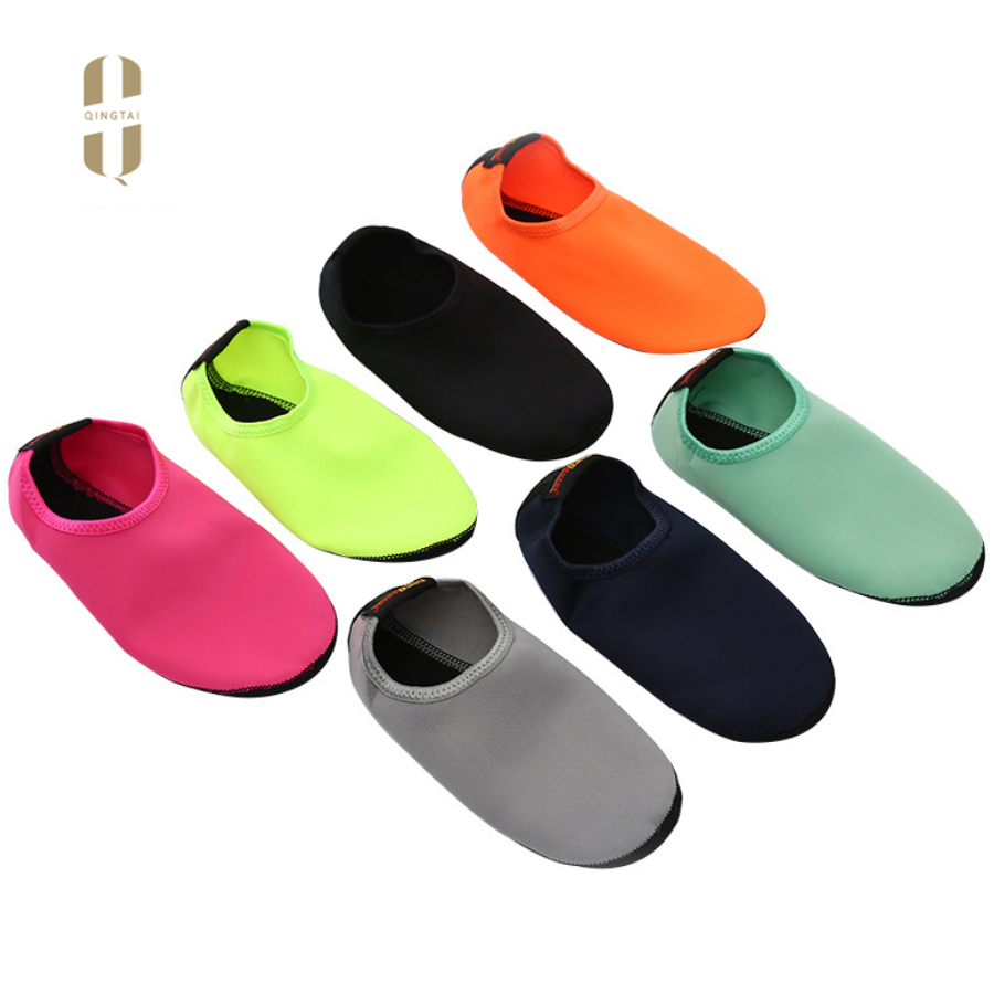 Custom High Quality Mens Water Proof Sport Socks