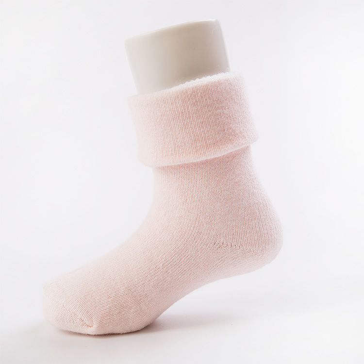 Eco-friendly fashion girl plain ankle beach socks bed baby socks