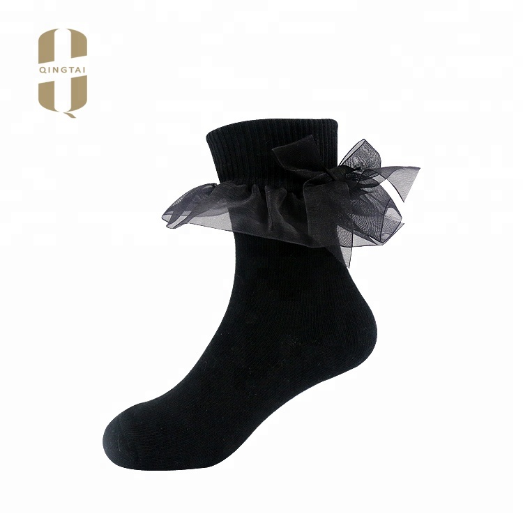Cheap price white black solid color cotton kids lace baby socks