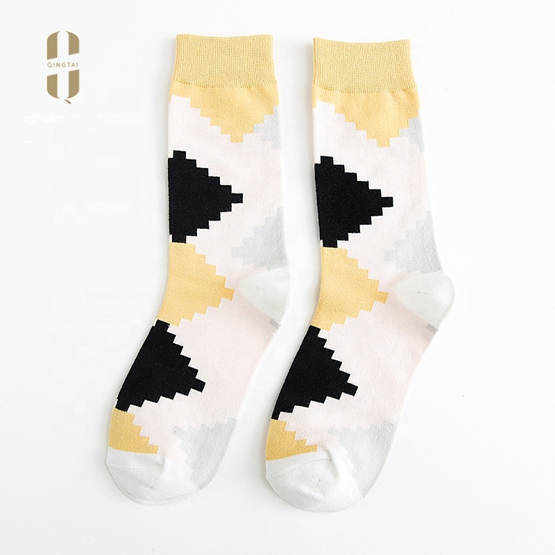 QINGTAI fashion colorful funny warm fuzzy women cotton socks
