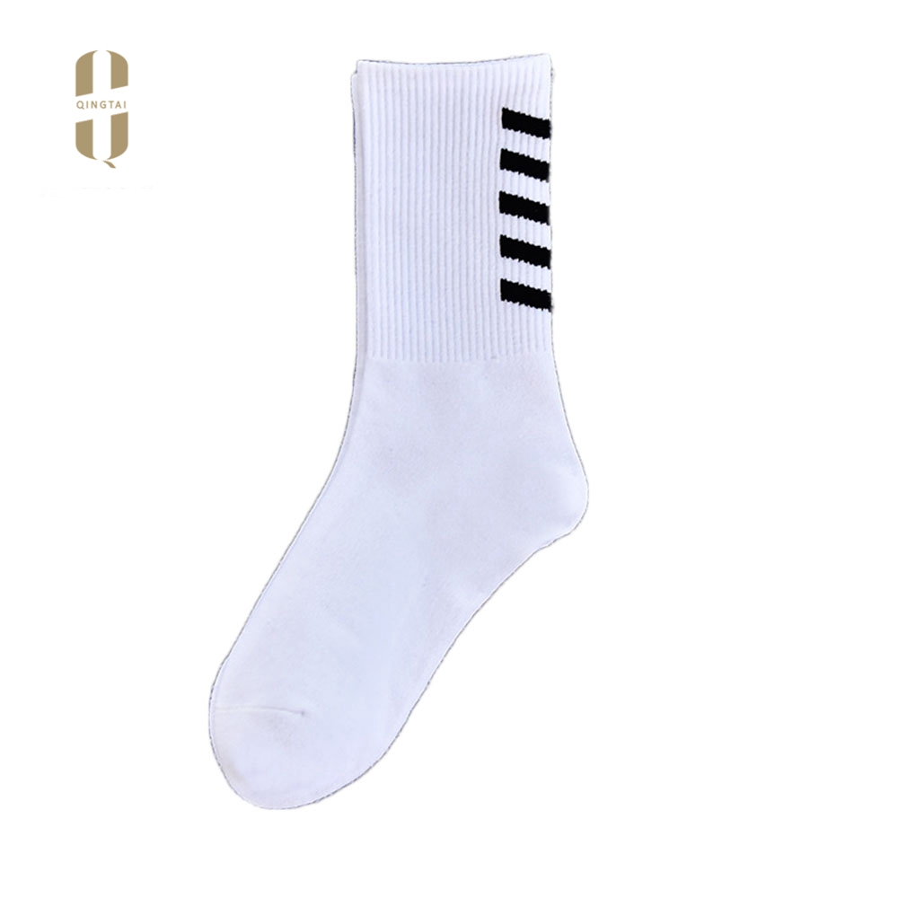 Wholesale custom crew style smile high quality men thick cotton socks