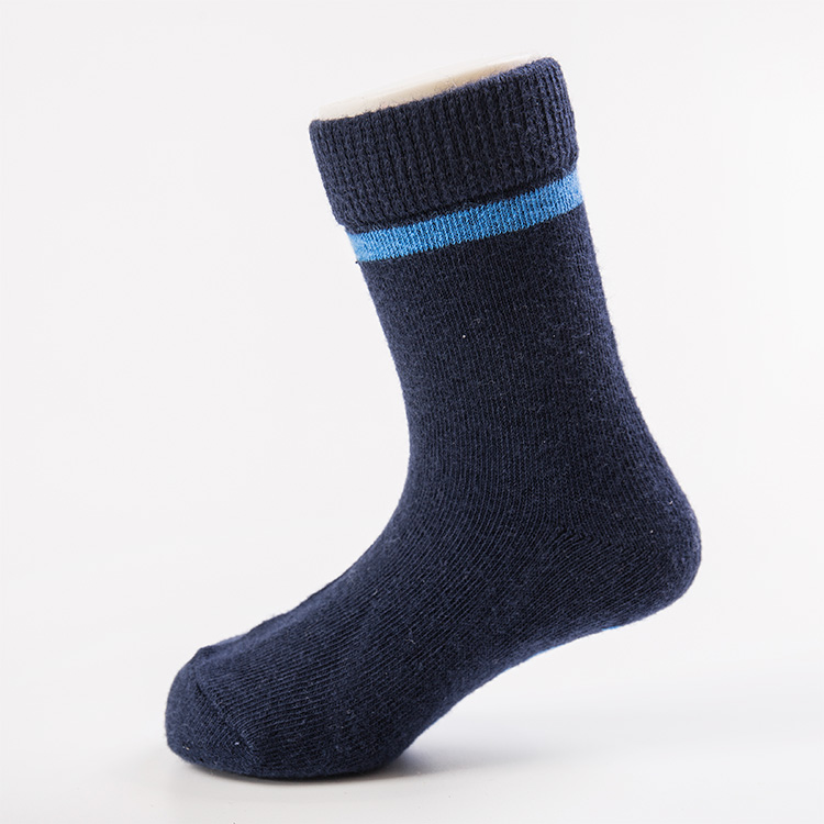 Colorful thermal sports warm knitted hiphop baby anti slip socks