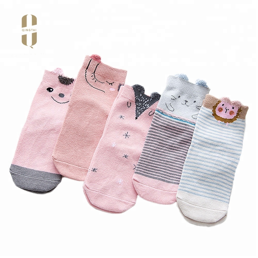 Wholesale eco-friendly cartoon pattern children cotton foot tube socks