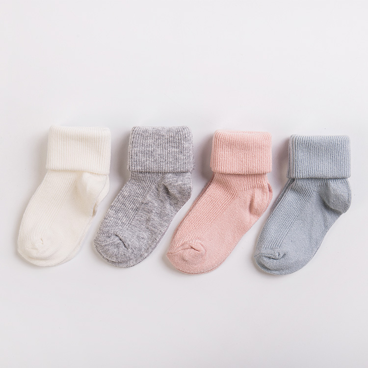 QINGTAI custom health eco friendly plain children tube socks