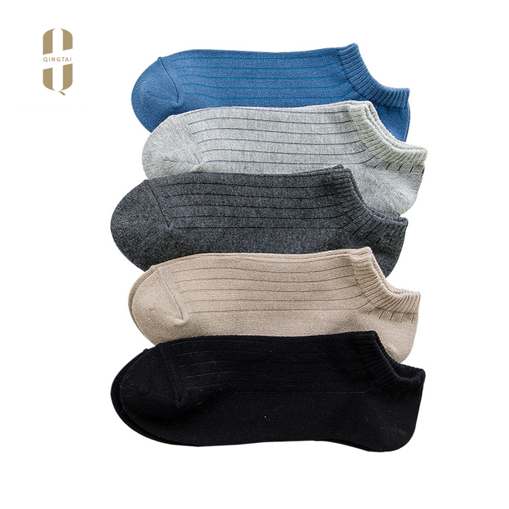 Wholesale custom comfortable vivid color men korean dress socks