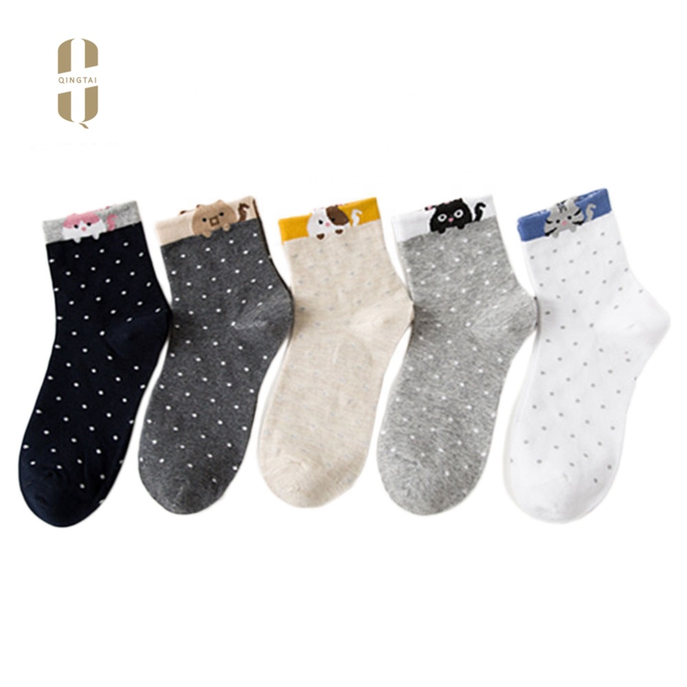 Wholesale custom cotton over ankle dot star pattern tube women sock