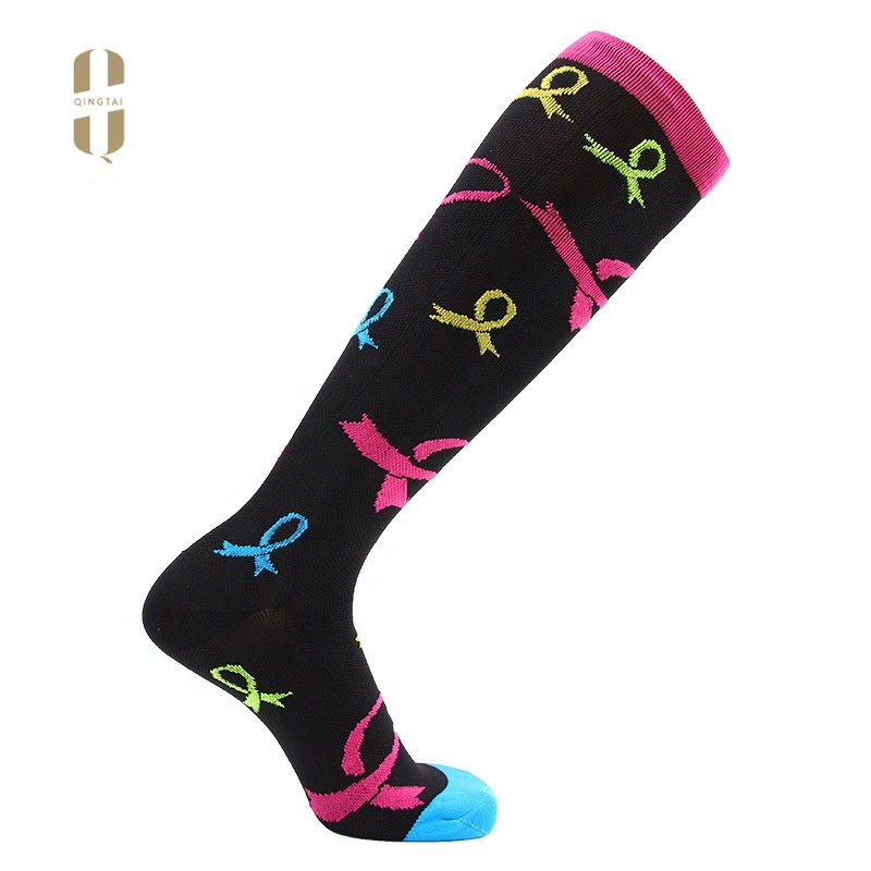 Wholesale custom men women outdoor 20-30mmhg compression sport socks