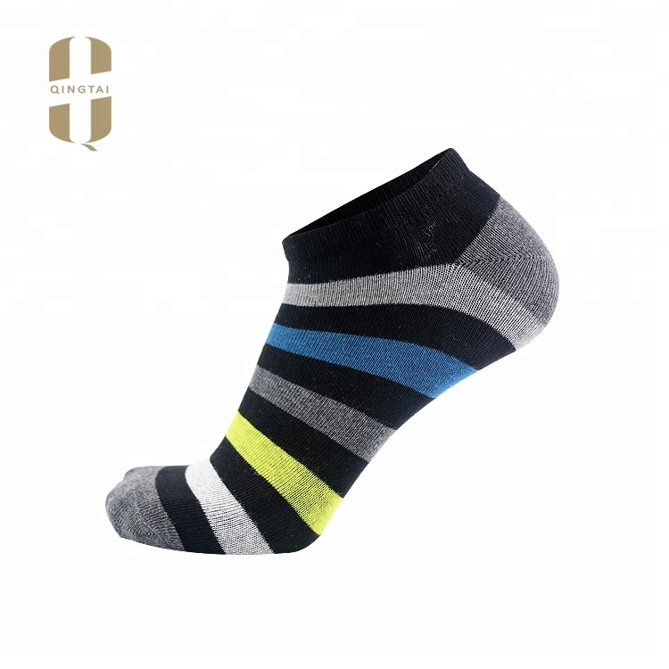 Low price China socks factory manufacturers ankle merino men socks
